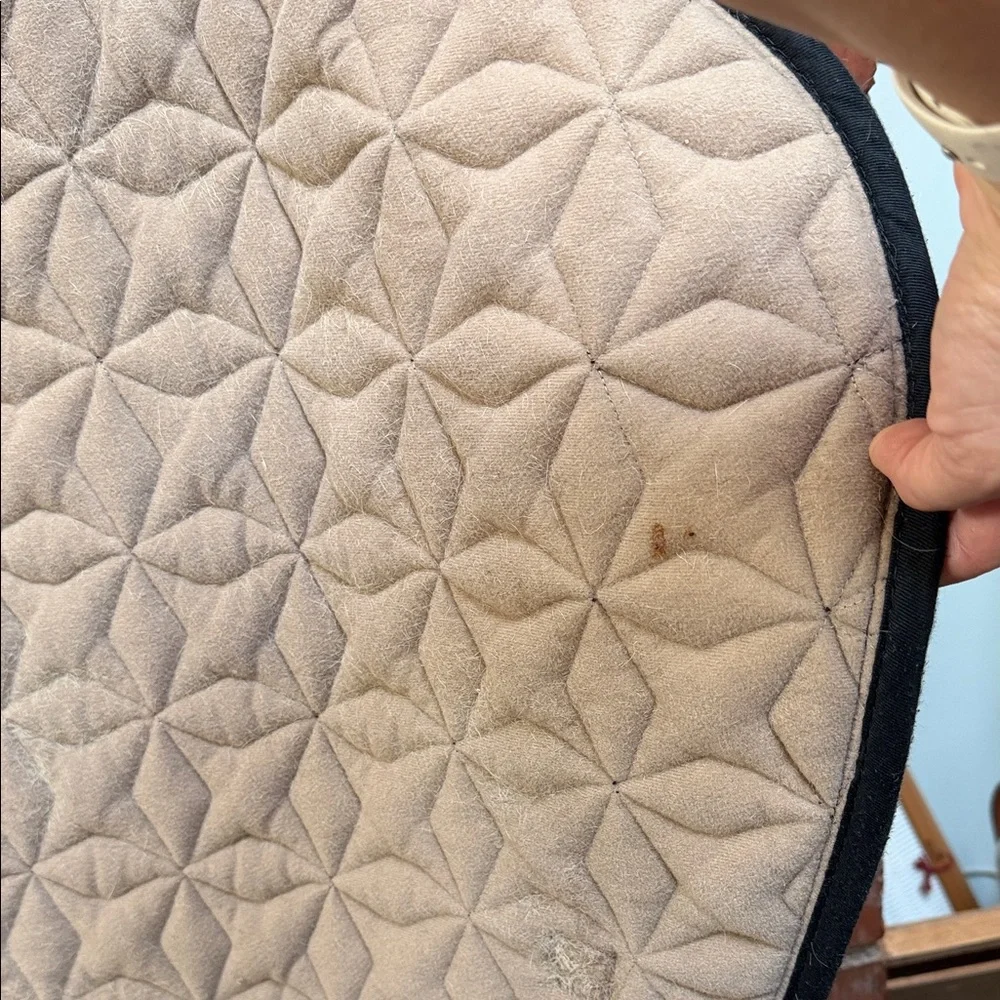 Roma Ecole Star Quilted Full Saddle Pad with Red and Gray Trim - Picture 8 of 9